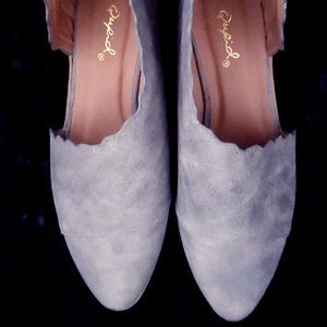 Qupid Ash Gray Loafer, only worn once!